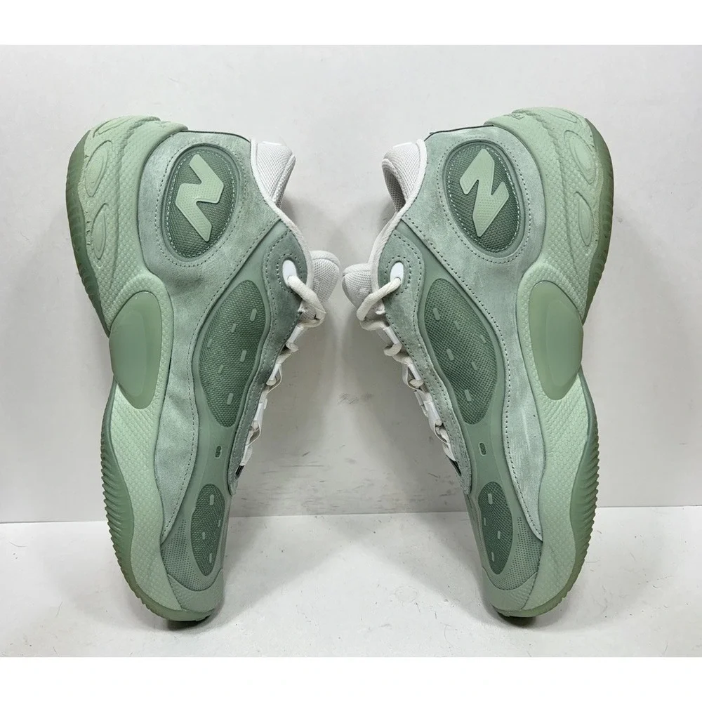 New Balance Fresh Foam BB V3 Green Mens Size 13 2E Wide Basketball Shoes